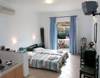 Paradise Hotel 3*