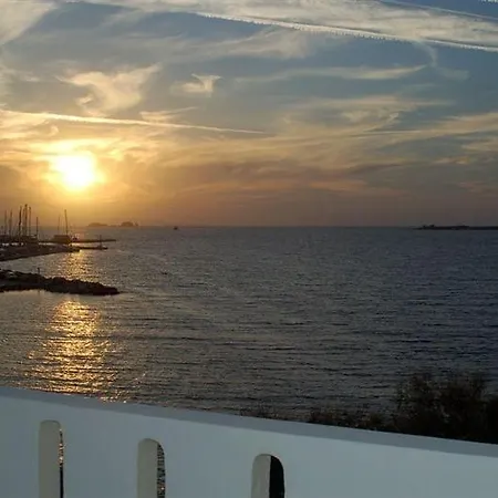 Paradise Hotel Parikia (Paros)
