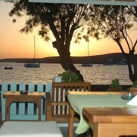 Paradise 3* Parikia (Paros)